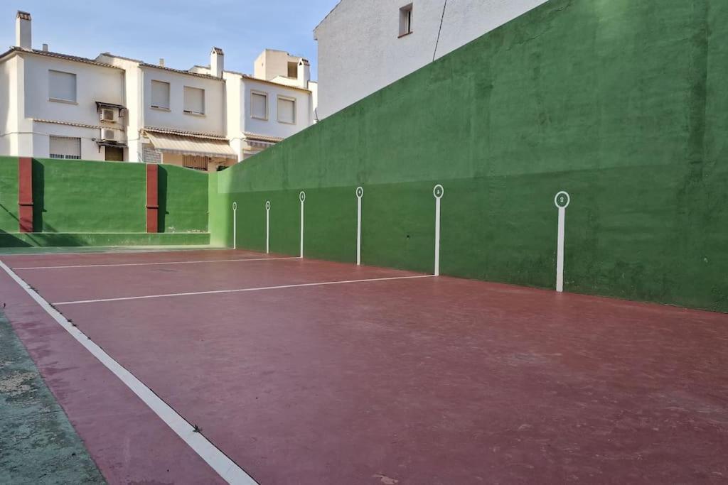 Bungalow Con Jardin Y Piscina Cerca De La Playa Oropesa del Mar Eksteriør billede